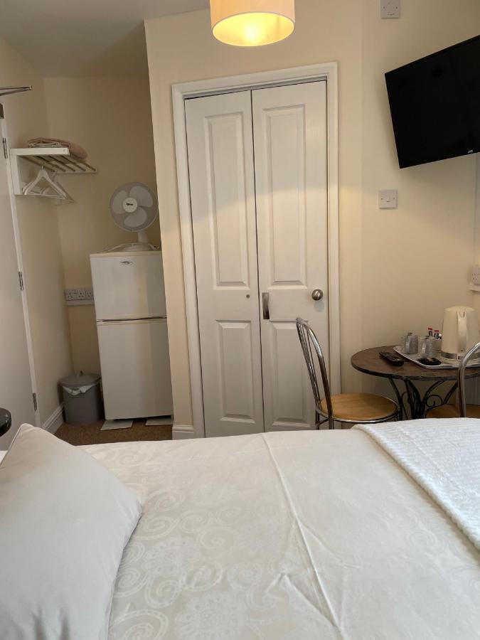 Caris Guest House Southend-on-Sea Exteriér fotografie