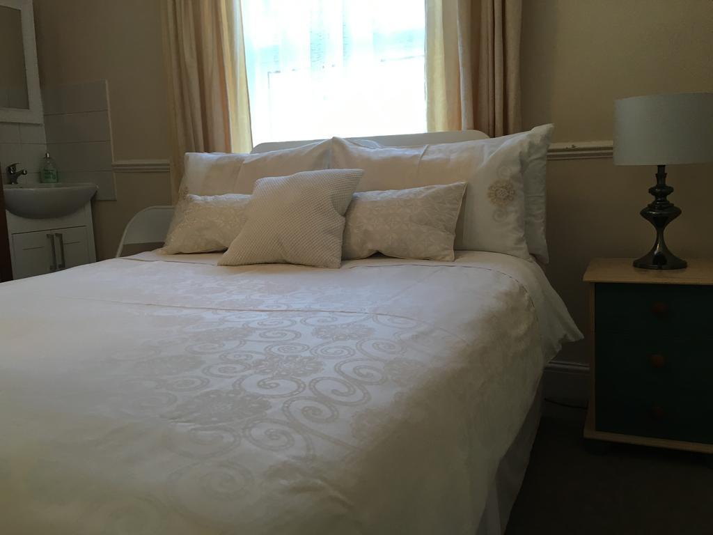 Caris Guest House Southend-on-Sea Exteriér fotografie